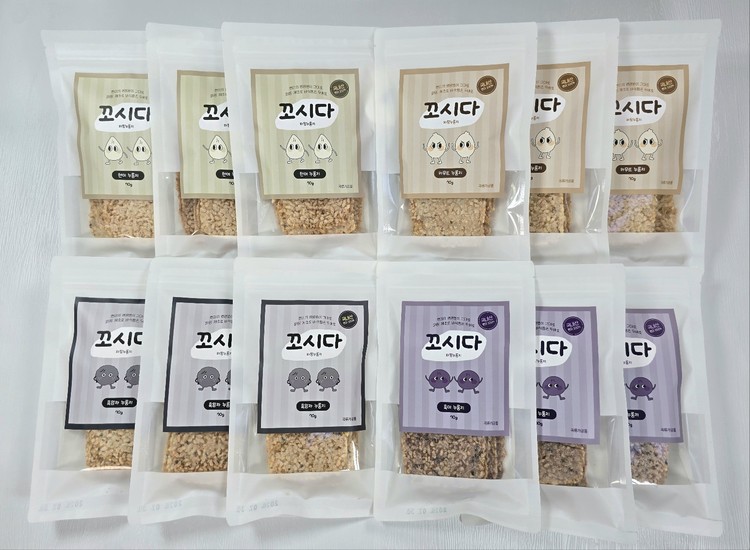 [ 꼬시다누룽지 ] 지퍼백 70g 12개입 선물팩 (현미/흑미/카무트/흑임자 누룽지